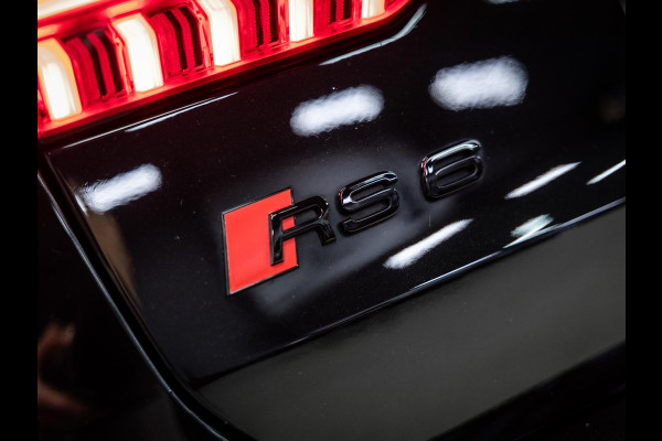 Audi RS6 Avant TFSI quattro | Keramisch | B/O | Pano | Rode Stiksels |