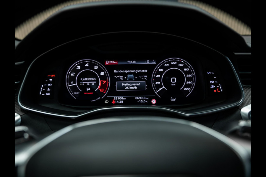 Audi RS6 Avant TFSI quattro | Keramisch | B/O | Pano | Rode Stiksels |