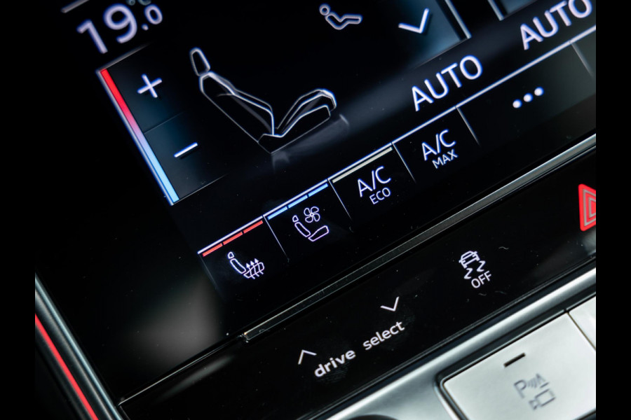 Audi RS6 Avant TFSI quattro | Keramisch | B/O | Pano | Rode Stiksels |