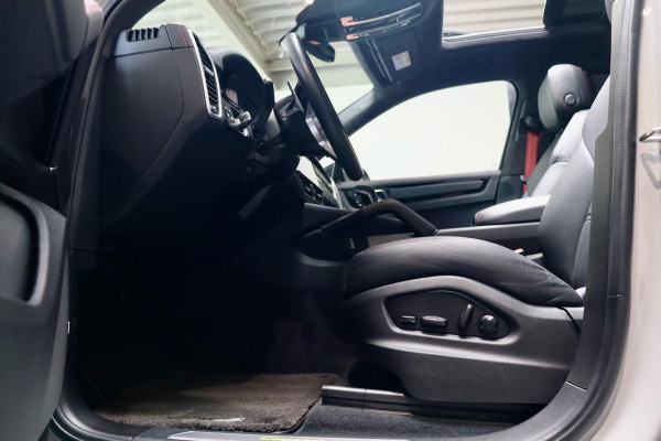 Porsche Cayenne 3.0 E-Hybrid NL|Keramisch|Manufaktur Np €183.998