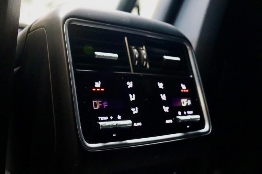 Porsche Cayenne 3.0 E-Hybrid NL|Keramisch|Manufaktur Np €183.998