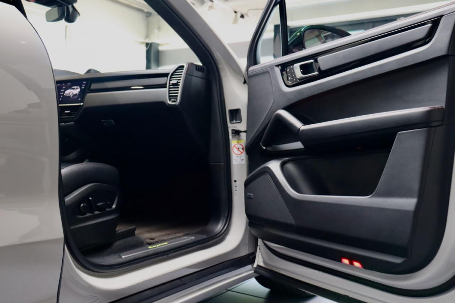 Porsche Cayenne 3.0 E-Hybrid NL|Keramisch|Manufaktur Np €183.998