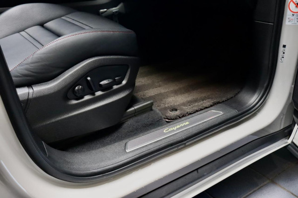Porsche Cayenne 3.0 E-Hybrid NL|Keramisch|Manufaktur Np €183.998