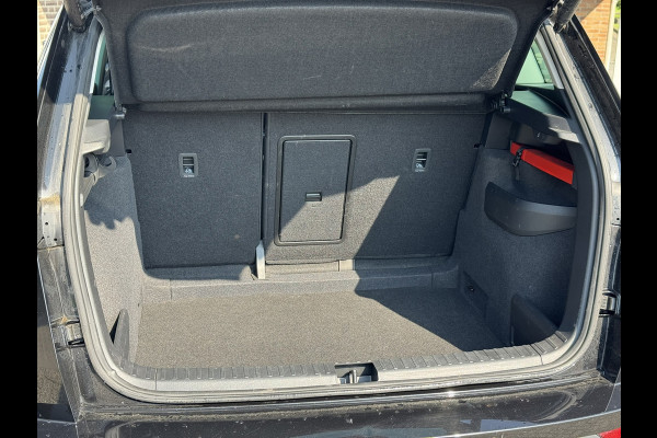 Škoda Karoq 1.5 TSI ACT Business Edition Plus | Navi, Camera, El. Trekhaak, Stoel+Stuurverw., El. A.klep, Carplay/Android, ACC |