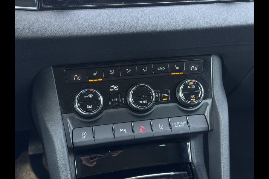 Škoda Karoq 1.5 TSI ACT Business Edition Plus | Navi, Camera, El. Trekhaak, Stoel+Stuurverw., El. A.klep, Carplay/Android, ACC |