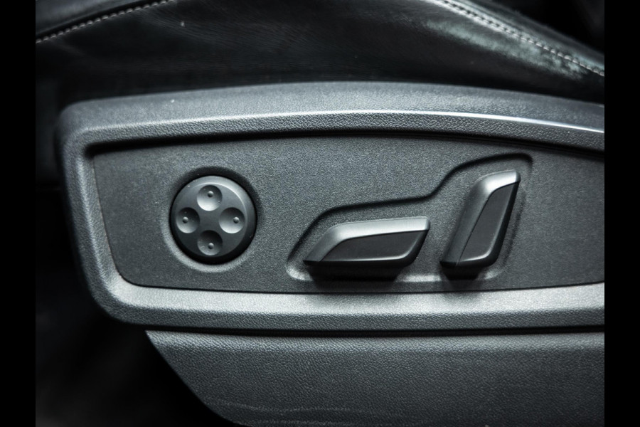 Audi Q5 3.0 TFSI SQ5 quattro Pro Line Plus |RS Seats | B/O | Black on Black | Stoelverwarming |