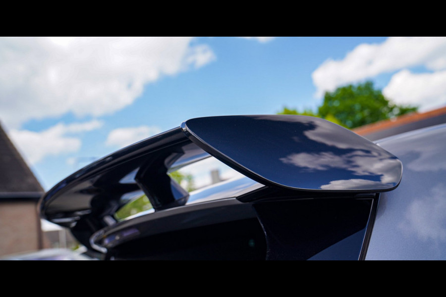 Mercedes-Benz A-Klasse AMG 35 4MATIC Edition 1 | Head Up Display | Burmester | Sterrenhemel | Memory | 360 Camera | Massage