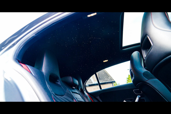 Mercedes-Benz A-Klasse AMG 35 4MATIC Edition 1 | Head Up Display | Burmester | Sterrenhemel | Memory | 360 Camera | Massage
