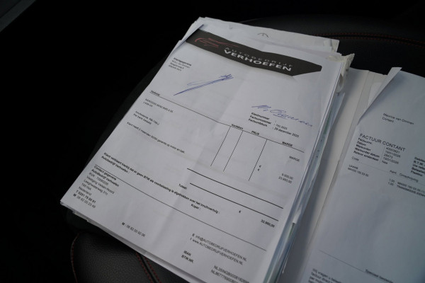 Mercedes-Benz A-Klasse AMG 35 4MATIC Edition 1 | Head Up Display | Burmester | Sterrenhemel | Memory | 360 Camera | Massage
