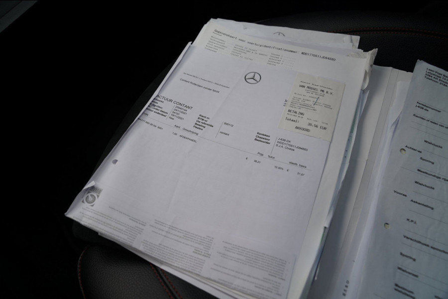 Mercedes-Benz A-Klasse AMG 35 4MATIC Edition 1 | Head Up Display | Burmester | Sterrenhemel | Memory | 360 Camera | Massage