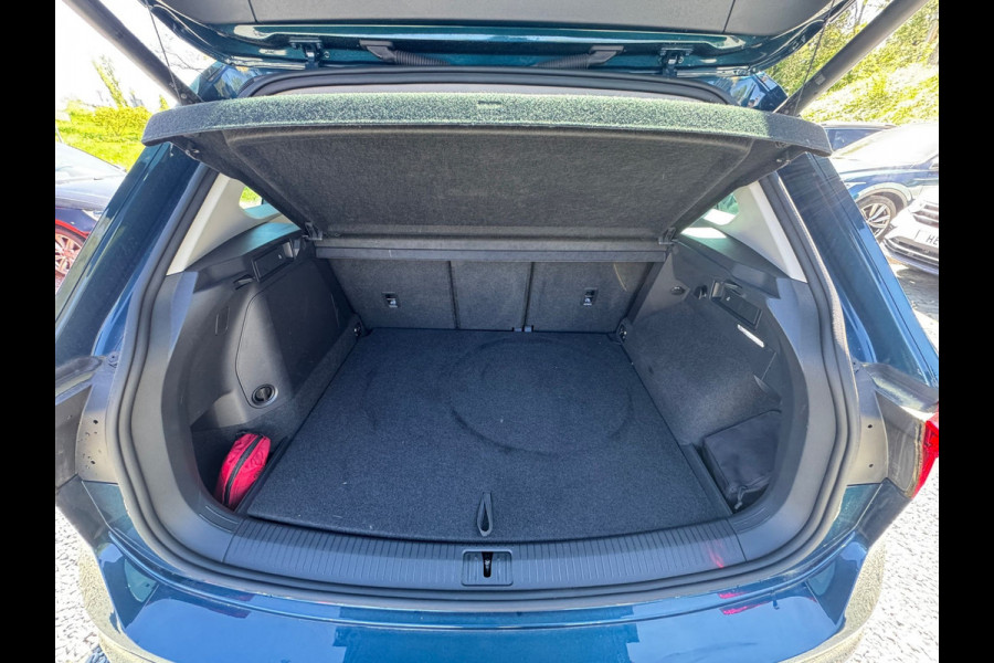 Volkswagen Tiguan e-Hybrid 245PK DSG ELEGANCE ALCANTARA/LED/VIRTUAL/CARPLAY/NAVI