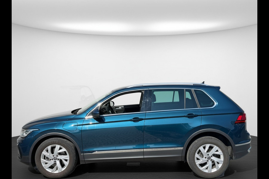 Volkswagen Tiguan e-Hybrid 245PK DSG ELEGANCE ALCANTARA/LED/VIRTUAL/CARPLAY/NAVI