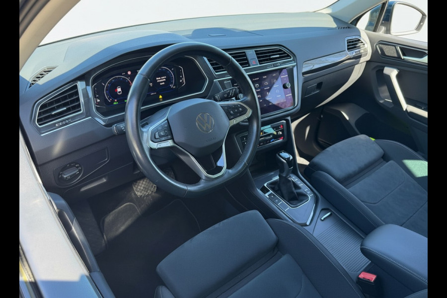 Volkswagen Tiguan e-Hybrid 245PK DSG ELEGANCE ALCANTARA/LED/VIRTUAL/CARPLAY/NAVI