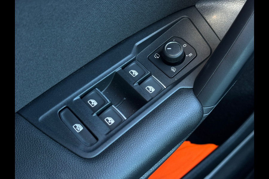Volkswagen Tiguan e-Hybrid 245PK DSG ELEGANCE ALCANTARA/LED/VIRTUAL/CARPLAY/NAVI
