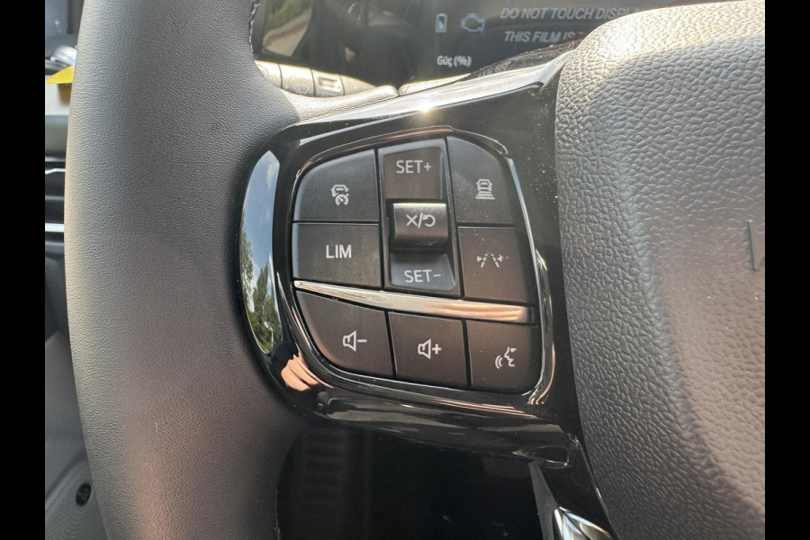 Ford Transit Custom Tourneo 340 2.5 PHEV L2H1 Titanium X 233pk | 16-weg elek. AGR-stoel | Handsfree elektrische dubbele zijschuifdeuren | Panoramadak | 15 B&O speaker | Inklapbare trekhaak | Verwarmbaar stuurwiel | Verwarmbare en elektrisch verstelbare stoelen tweede zitrij | Draadloos opladen