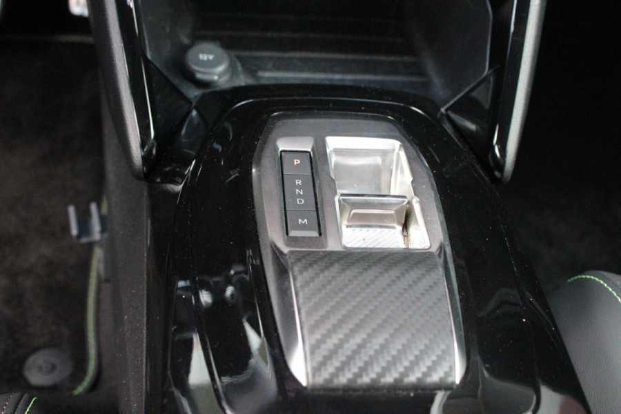 Peugeot 2008 1.2 Hybrid 145PK AUTOMAAT GT PACK | ELEKTRISCH BEDIENBARE BESTUURDERSSTOEL | NAVIGATIE | FULL LED KOPLAMPEN | DRAADLOZE APPLE CARPLAY/ANDROID AUTO | ADAPTIVE CRUISE CONTROL | CAMERA VOOR + ACHTER | CLIMATE CONTROL | LICHTMETALEN VELGEN 17" | KEYLESS ENTRY/START | DAB+ RADIO | ALCANTARA/LEDEREN BEKLEDING  | DODEHOEK DETECTIE | PARKEERSENSOREN VOOR + ACHTER | STOEL VERWARMING | DRAADLOZE TELEFOONLADER |