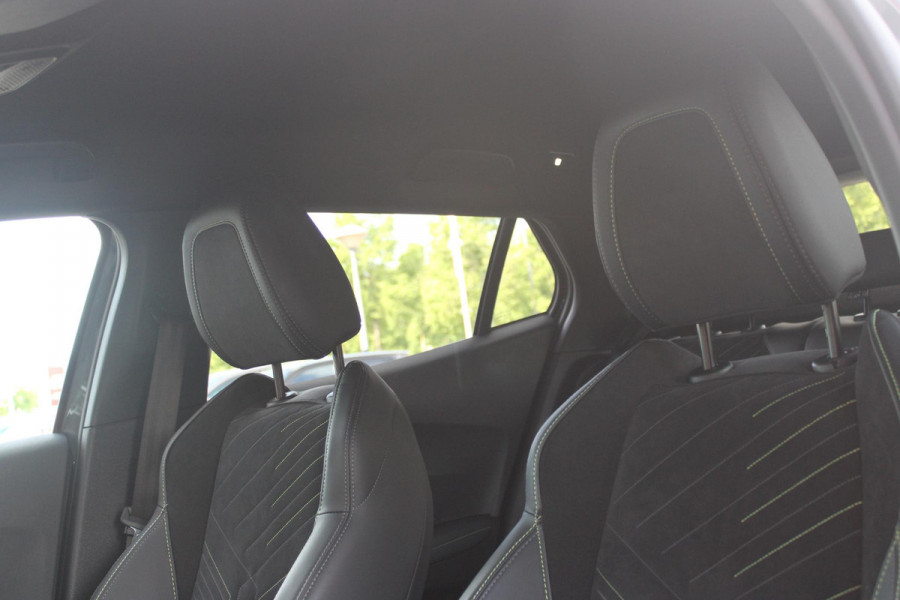 Peugeot 2008 1.2 Hybrid 145PK AUTOMAAT GT PACK | ELEKTRISCH BEDIENBARE BESTUURDERSSTOEL | NAVIGATIE | FULL LED KOPLAMPEN | DRAADLOZE APPLE CARPLAY/ANDROID AUTO | ADAPTIVE CRUISE CONTROL | CAMERA VOOR + ACHTER | CLIMATE CONTROL | LICHTMETALEN VELGEN 17" | KEYLESS ENTRY/START | DAB+ RADIO | ALCANTARA/LEDEREN BEKLEDING  | DODEHOEK DETECTIE | PARKEERSENSOREN VOOR + ACHTER | STOEL VERWARMING | DRAADLOZE TELEFOONLADER |