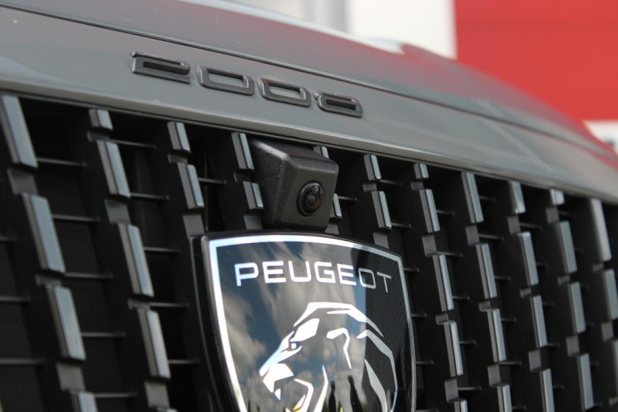 Peugeot 2008 1.2 Hybrid 145PK AUTOMAAT GT PACK | ELEKTRISCH BEDIENBARE BESTUURDERSSTOEL | NAVIGATIE | FULL LED KOPLAMPEN | DRAADLOZE APPLE CARPLAY/ANDROID AUTO | ADAPTIVE CRUISE CONTROL | CAMERA VOOR + ACHTER | CLIMATE CONTROL | LICHTMETALEN VELGEN 17" | KEYLESS ENTRY/START | DAB+ RADIO | ALCANTARA/LEDEREN BEKLEDING  | DODEHOEK DETECTIE | PARKEERSENSOREN VOOR + ACHTER | STOEL VERWARMING | DRAADLOZE TELEFOONLADER |