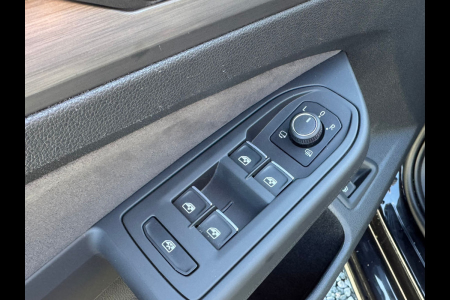 Volkswagen Golf eHybrid PHEV 204PK DSG STYLE NAVI/CAMERA/CARPLAY