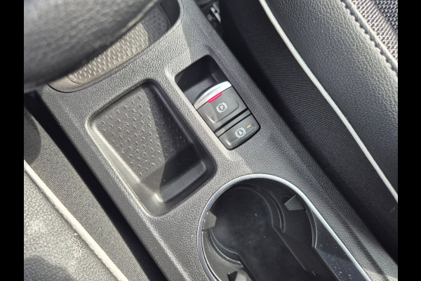 Renault Captur 1.6 E-Tech Plug-in Hybrid 160 Intens Carplay, LED