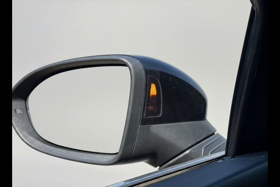Volkswagen Golf eHybrid PHEV 204PK DSG STYLE NAVI/CAMERA/CARPLAY