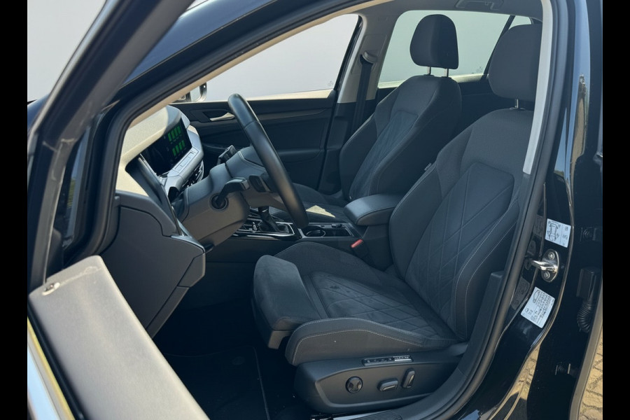 Volkswagen Golf eHybrid PHEV 204PK DSG STYLE NAVI/CAMERA/CARPLAY