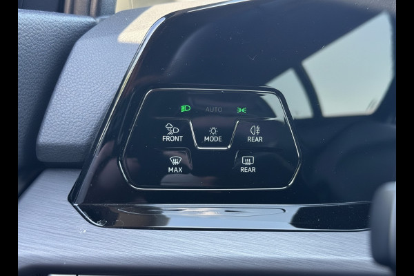 Volkswagen Golf eHybrid PHEV 204PK DSG STYLE NAVI/CAMERA/CARPLAY