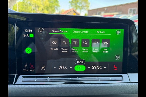 Volkswagen Golf eHybrid PHEV 204PK DSG STYLE NAVI/CAMERA/CARPLAY