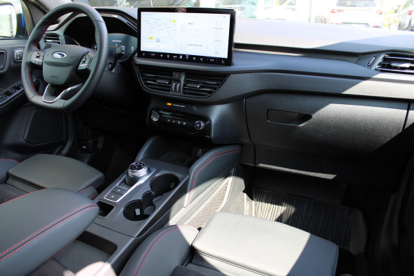 Ford Kuga 2.5 PHEV ST-Line X | 19" | Technology pack | BLIS | B&O | AGR