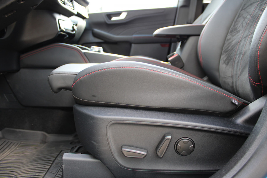 Ford Kuga 2.5 PHEV ST-Line X | 19" | Technology pack | BLIS | B&O | AGR