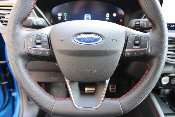 Ford Kuga 2.5 PHEV ST-Line X | 19" | Technology pack | BLIS | B&O | AGR