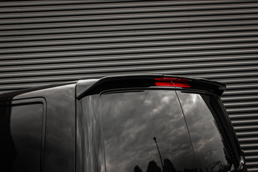 Volkswagen Transporter 2.0 TDI L2H1 150PK JB- EDITION DSG / PDC / VERLAGINGSVEREN / LEDEREN BEKLEDING / FULL / APPLE CARPLAY /NAVI