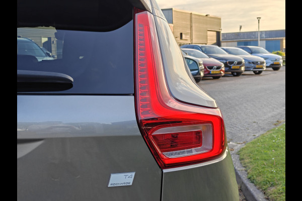 Volvo XC40 T4 211PK Plug-in Hybrid Inscription Expression | Trekhaak | BLIS | Camera Achter | Stoel & Stuur verwarm. | 18'' |