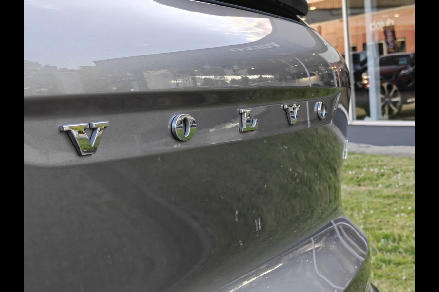 Volvo XC40 T4 211PK Plug-in Hybrid Inscription Expression | Trekhaak | BLIS | Camera Achter | Stoel & Stuur verwarm. | 18'' |