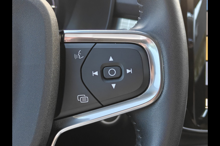 Volvo XC40 T4 211PK Plug-in Hybrid Inscription Expression | Trekhaak | BLIS | Camera Achter | Stoel & Stuur verwarm. | 18'' |
