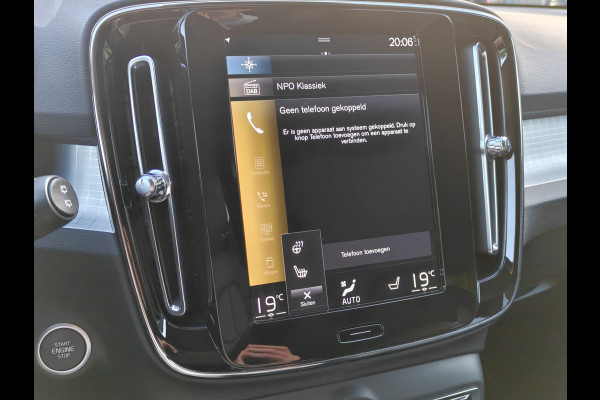 Volvo XC40 T4 211PK Plug-in Hybrid Inscription Expression | Trekhaak | BLIS | Camera Achter | Stoel & Stuur verwarm. | 18'' |