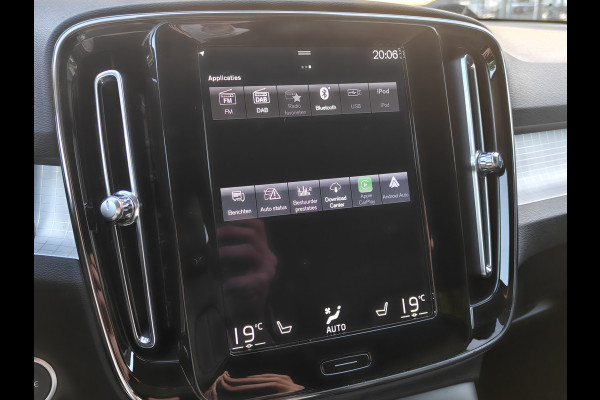 Volvo XC40 T4 211PK Plug-in Hybrid Inscription Expression | Trekhaak | BLIS | Camera Achter | Stoel & Stuur verwarm. | 18'' |