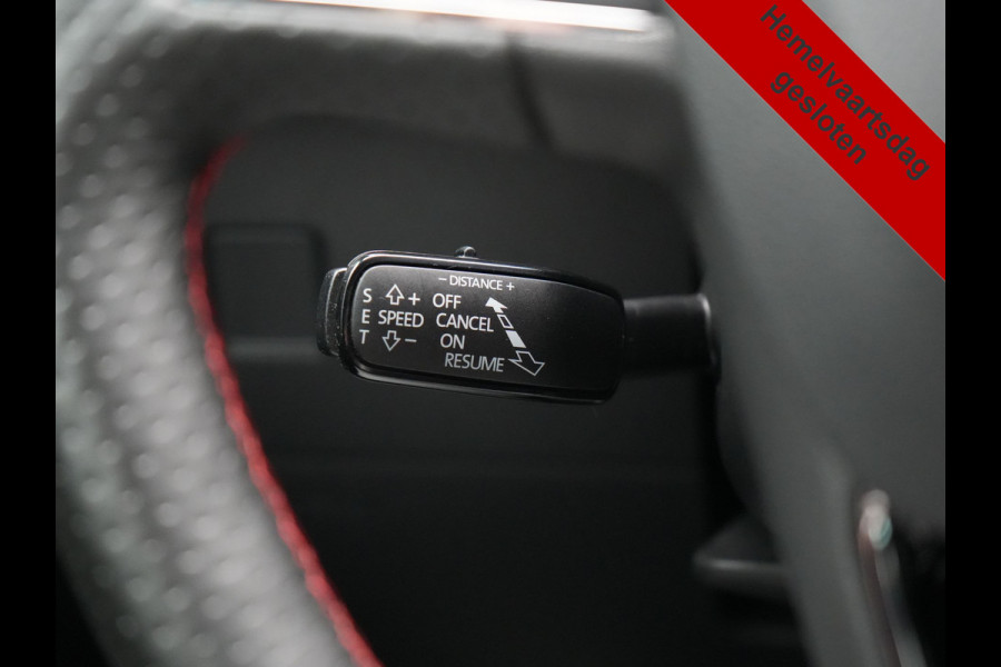Seat Ateca 1.5 TSI FR DSG 150pk Dealer O.H. | Adaptive Cruise | Camera | Beats Audio | Alcantara Sportstoelen Verwarmd | 19"L.M | Apple Carplay | Sfeerverlichting | Keyless | Blis | Navigatie | DAB |