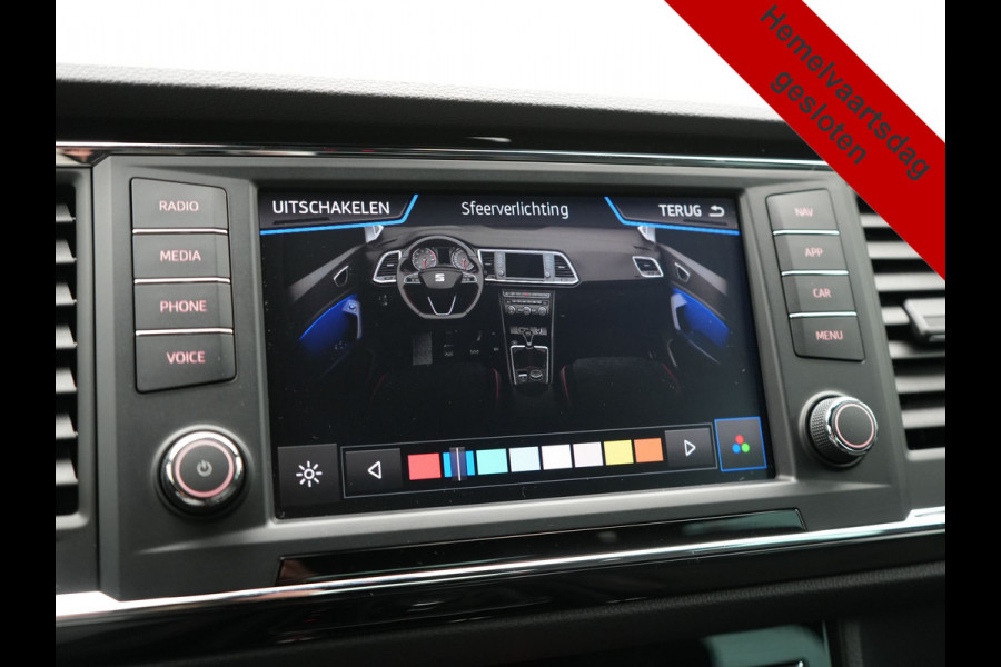 Seat Ateca 1.5 TSI FR DSG 150pk Dealer O.H. | Adaptive Cruise | Camera | Beats Audio | Alcantara Sportstoelen Verwarmd | 19"L.M | Apple Carplay | Sfeerverlichting | Keyless | Blis | Navigatie | DAB |