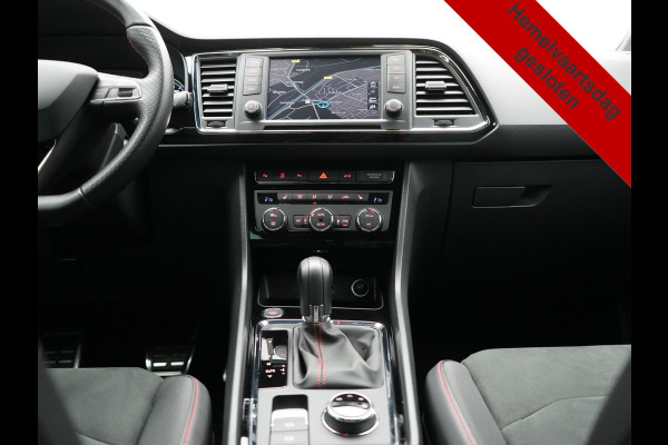 Seat Ateca 1.5 TSI FR DSG 150pk Dealer O.H. | Adaptive Cruise | Camera | Beats Audio | Alcantara Sportstoelen Verwarmd | 19"L.M | Apple Carplay | Sfeerverlichting | Keyless | Blis | Navigatie | DAB |