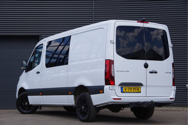 Mercedes-Benz Sprinter 319 3.0 V6 L2H1 DC-6P, 3.5T TREKHAAK, LED, ADAPT. CRUISE, MBUX 10'', CAMERA, NAVI, GEVEERDE STOEL, DUBBELE CABINE, DUBBEL CABINE