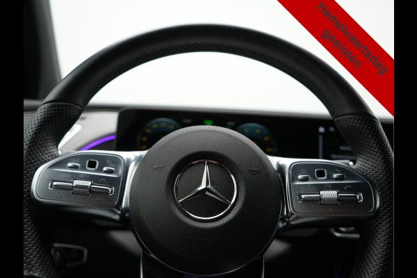 Mercedes-Benz EQC 400 4MATIC AMG Line 408pk INCL BTW | Trekhaak af Fabriek | Adaptive Cruise | 360 Camera | Multibeam LED | Standkachel | Sfeerverlichting | 19"L.M | Widescreen | Keyless | BLIS |