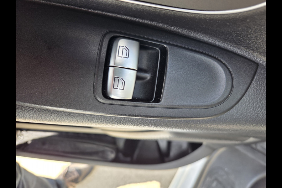 Mercedes-Benz Vito 114 CDI AUTOMAAT L3 KOELWAGEN Extra Lang & Airco Achteruitrijcamera  Cruise control