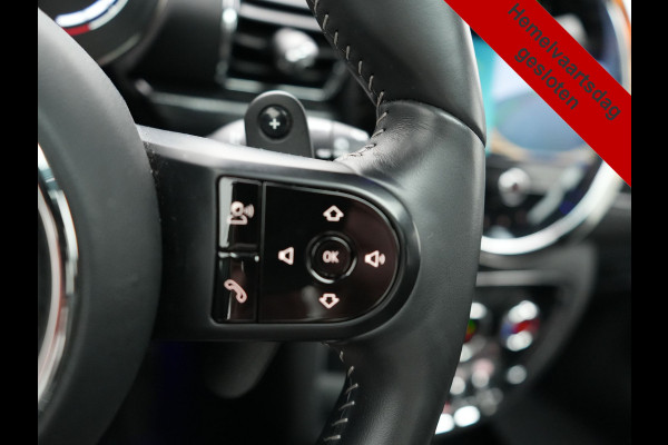 MINI Clubman 2.0 Cooper S John Cooper Works FACELIFT 179pk Dealer O.H | Panodak | Adaptive Cruise | Alcantara JCW Sportstoelen | Head Up | Harman Kardon | 19"L.M | Trekhaak Afn. | Camera | Keyless |