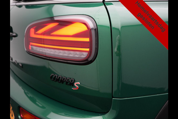 MINI Clubman 2.0 Cooper S John Cooper Works FACELIFT 179pk Dealer O.H | Panodak | Adaptive Cruise | Alcantara JCW Sportstoelen | Head Up | Harman Kardon | 19"L.M | Trekhaak Afn. | Camera | Keyless |