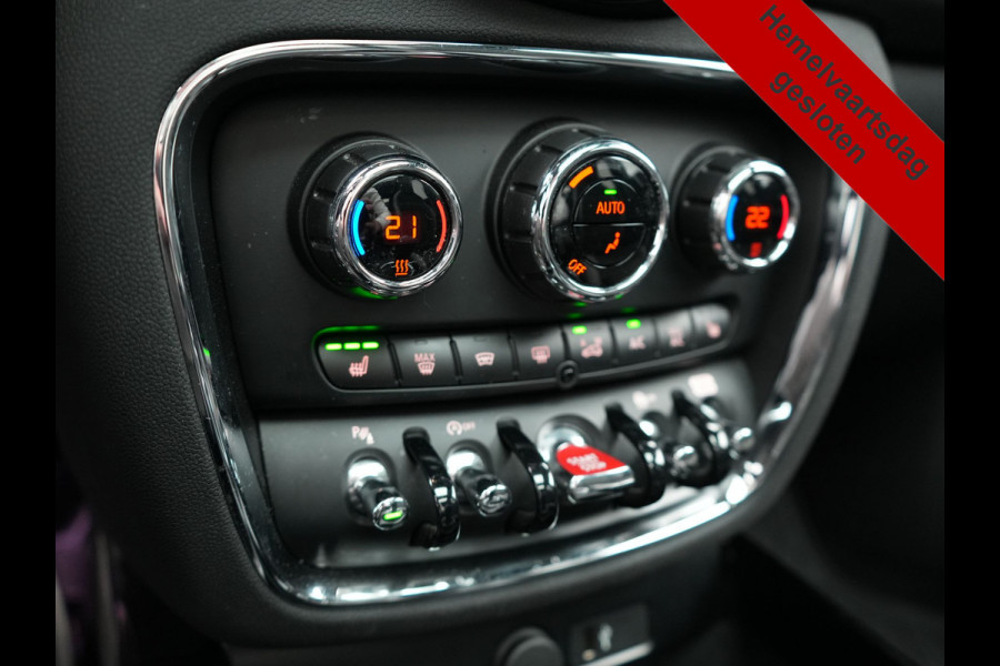 MINI Clubman 2.0 Cooper S John Cooper Works FACELIFT 179pk Dealer O.H | Panodak | Adaptive Cruise | Alcantara JCW Sportstoelen | Head Up | Harman Kardon | 19"L.M | Trekhaak Afn. | Camera | Keyless |