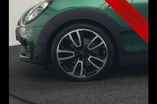 MINI Clubman 2.0 Cooper S John Cooper Works FACELIFT 179pk Dealer O.H | Panodak | Adaptive Cruise | Alcantara JCW Sportstoelen | Head Up | Harman Kardon | 19"L.M | Trekhaak Afn. | Camera | Keyless |