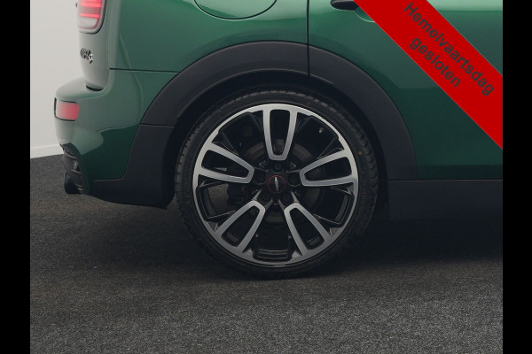 MINI Clubman 2.0 Cooper S John Cooper Works FACELIFT 179pk Dealer O.H | Panodak | Adaptive Cruise | Alcantara JCW Sportstoelen | Head Up | Harman Kardon | 19"L.M | Trekhaak Afn. | Camera | Keyless |