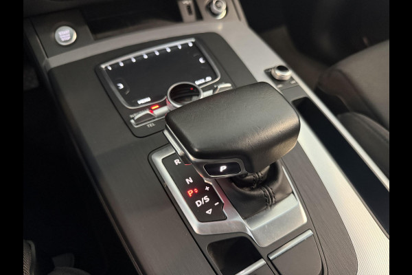 Audi Q5 50 TFSI e quattro Pro Line S Line Plugin Hybrid Navigatie Cruise Control Climate Control LED Koplampen Parkeersensoren Rondom Stoelverwarming Virtual Cockpit