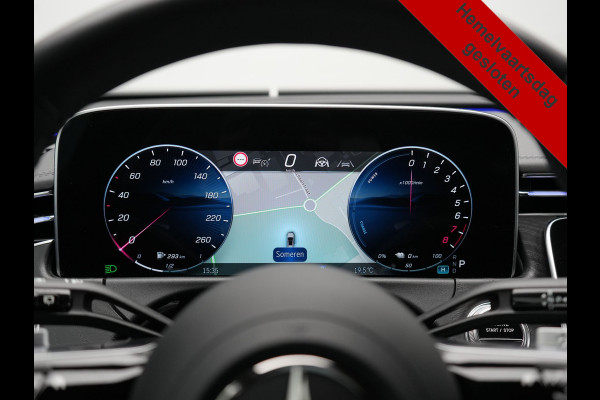 Mercedes-Benz E-Klasse Estate 300 e AMG Line PHEV 313pk INCL BTW Dealer O.H. | Trekhaak Af Fabriek | Adaptive Cruise | 360 Camera | Digital Light | Alcantara Sportstoelen Memory & Verwarmd | Sfeerverlichting | Keyless | Blis | Navigatie | DAB | Plug In Hybrid |